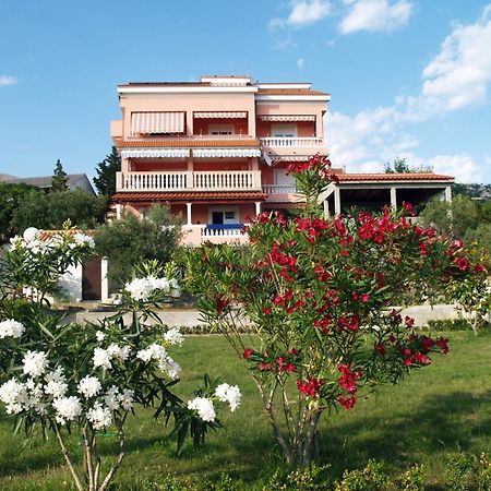 Apartments Banic Barbat na Rabu Экстерьер фото