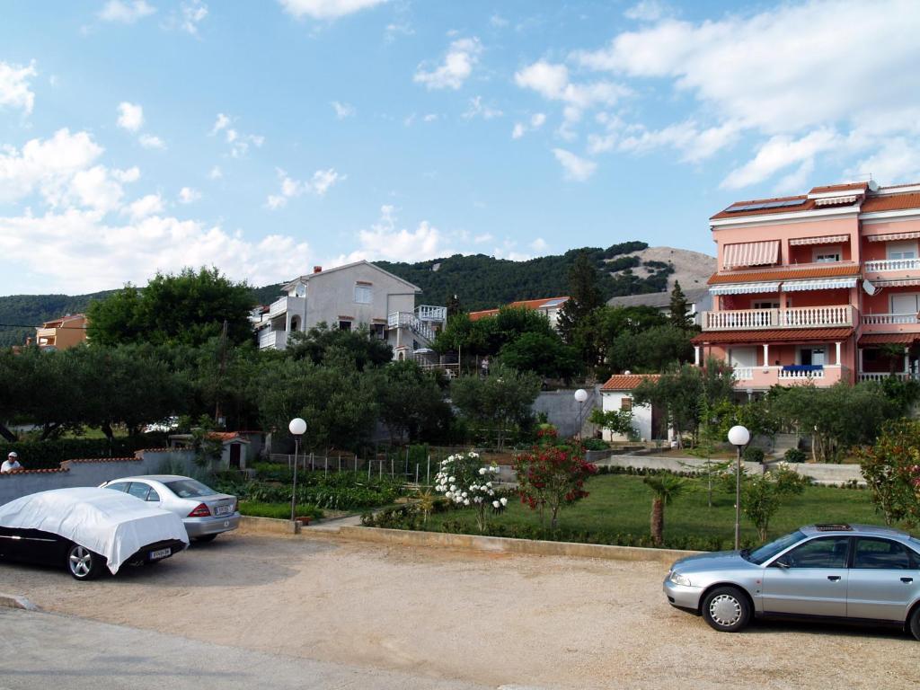 Apartments Banic Barbat na Rabu Экстерьер фото