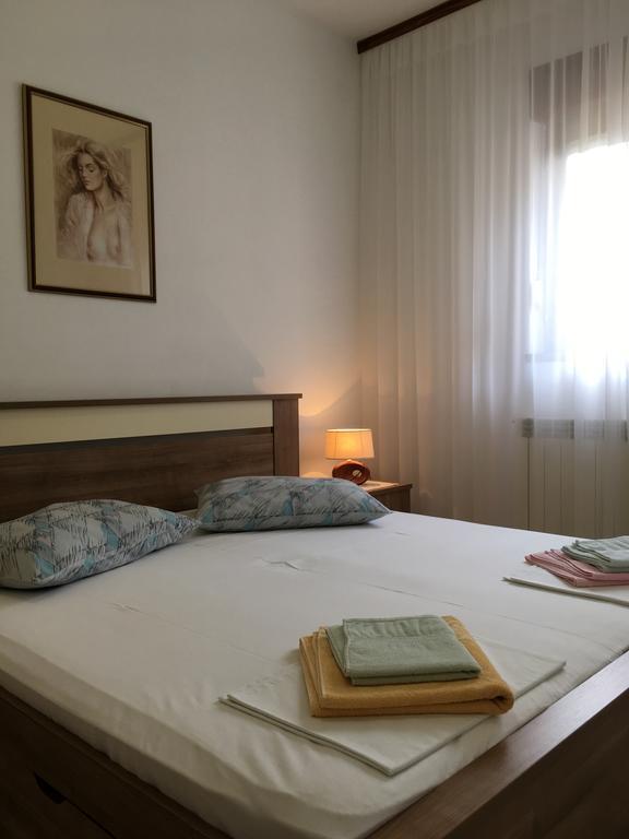 Apartments Banic Barbat na Rabu Экстерьер фото