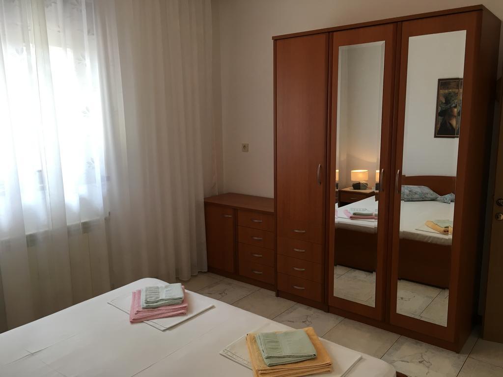 Apartments Banic Barbat na Rabu Экстерьер фото