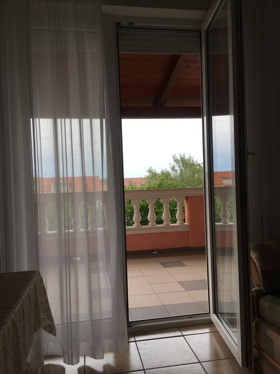 Apartments Banic Barbat na Rabu Экстерьер фото